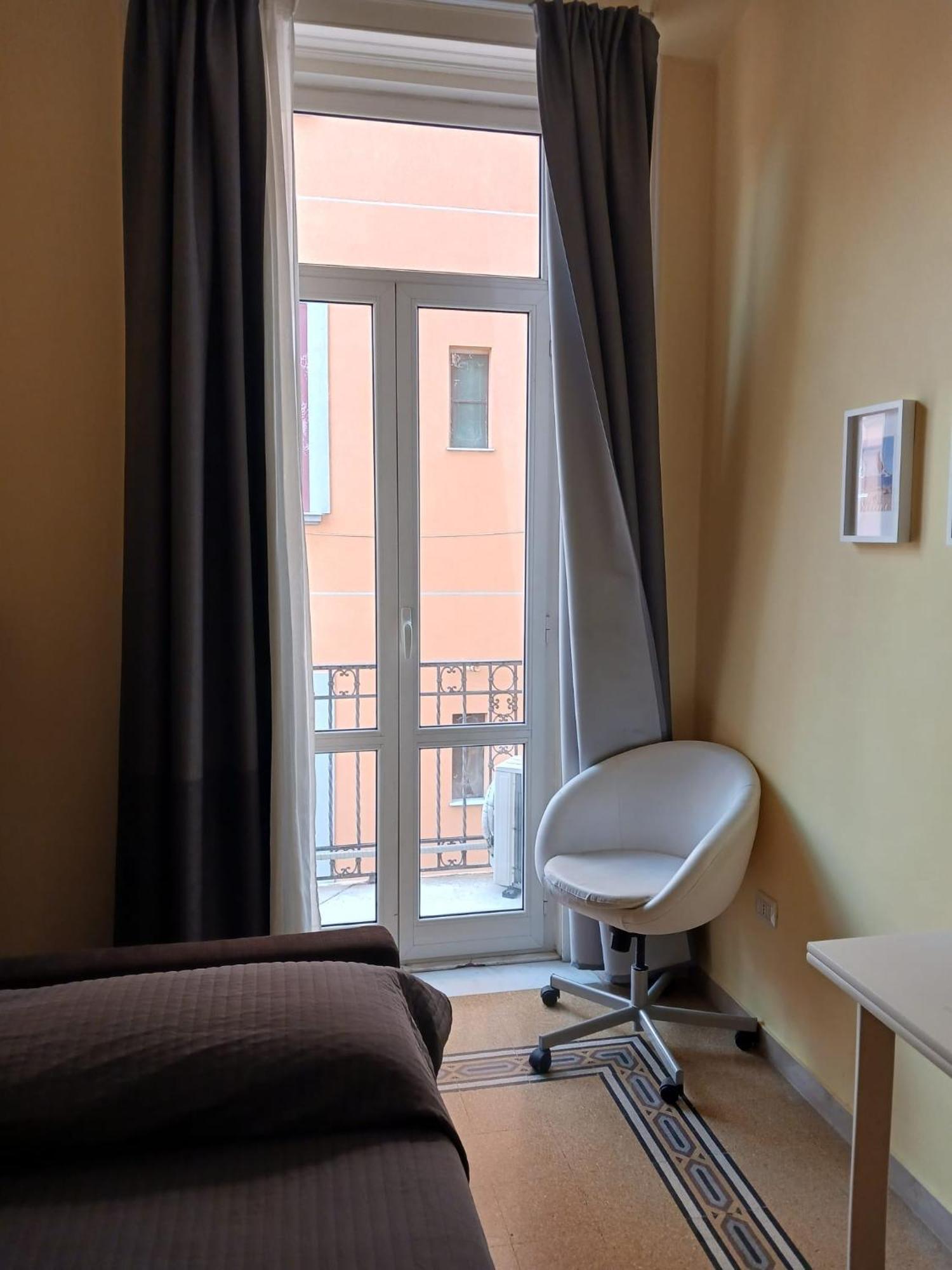 Seawall Holiday Home Salerno Exterior photo